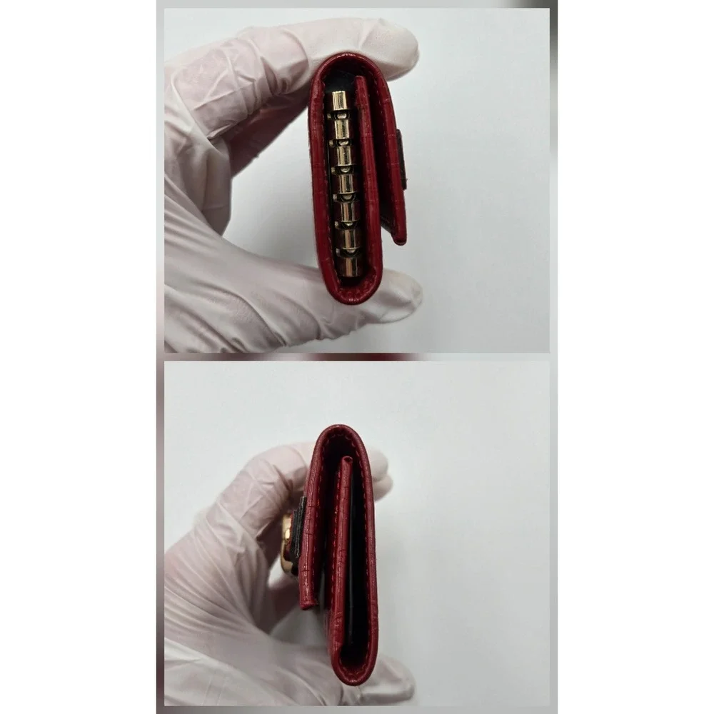 Gucci Red Guccissima Patent Leather 6 Key Case Holder Buckle
